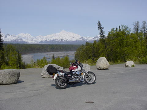 HD and Mt McKinley.jpg